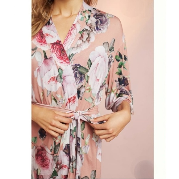 Flora Nikrooz Floral Knit Robe In Dusty Pink Size M - Picture 3 of 9